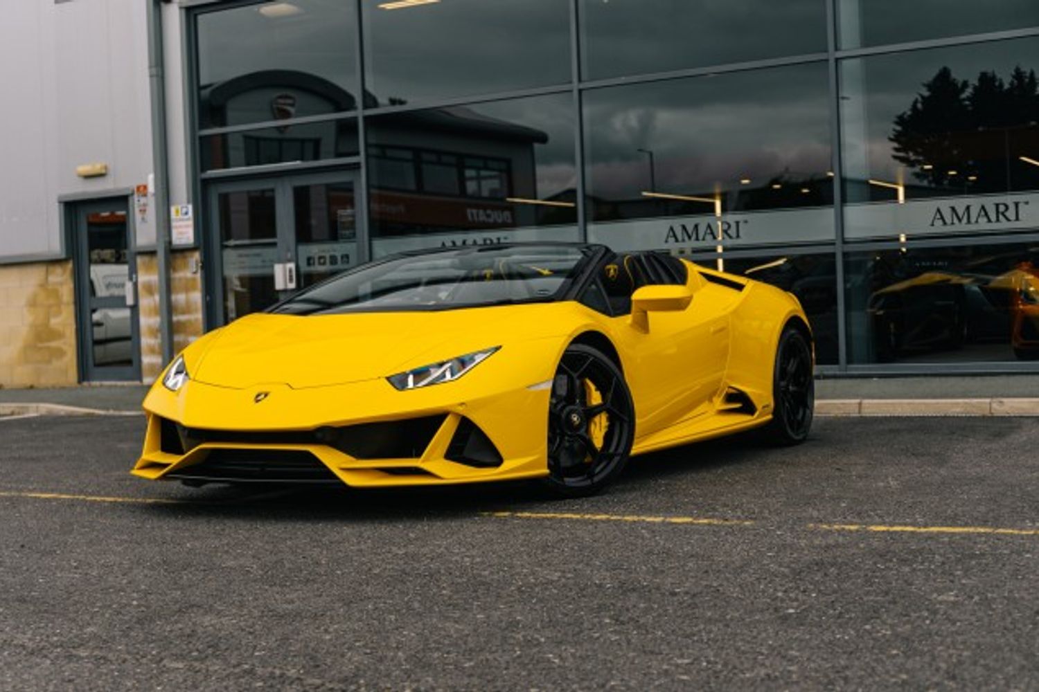 Lamborghini Huracan Spyder Evo LP640-4 5.2