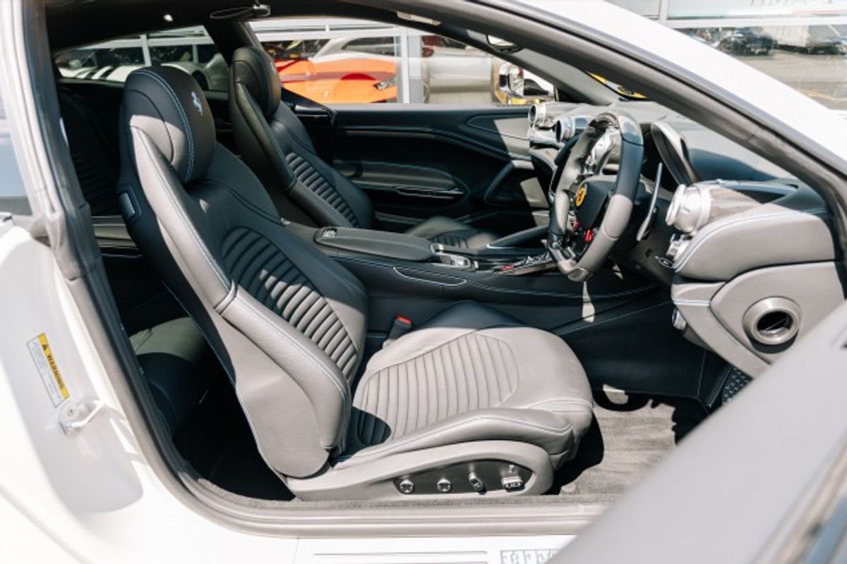 FERRARI GTC4 LUSSO HATCHBACK 6.3 V12 3DR SEMI AUTOMATIC