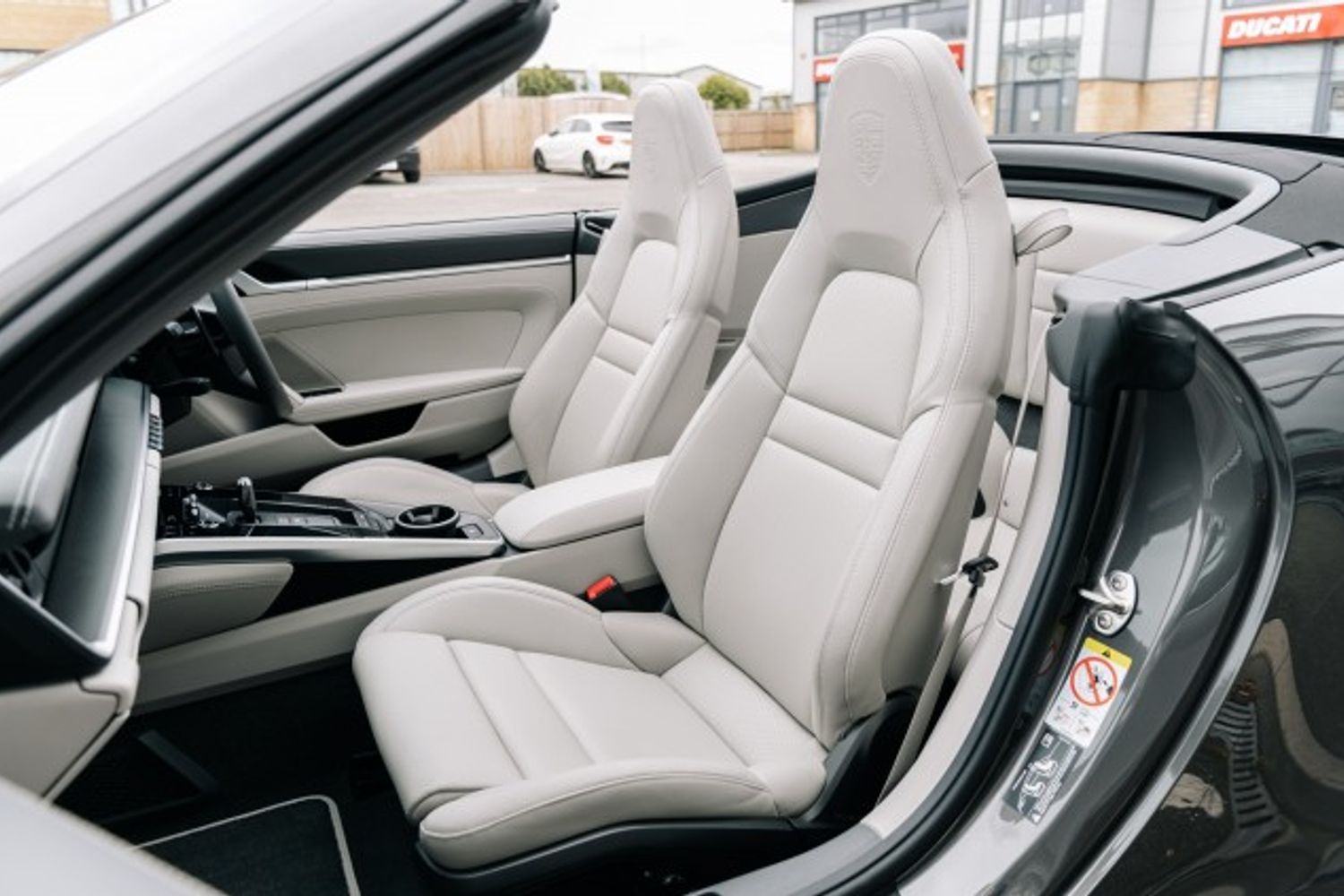 PORSCHE 911 CONVERTIBLE 3.0 CARRERA 4 PDK 2DR AUTOMATIC
