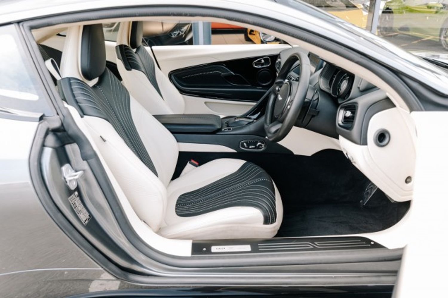 ASTON MARTIN DB11 COUPE 5.2 V12 2DR AUTOMATIC
