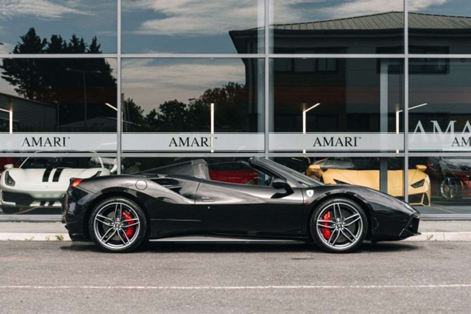 FERRARI 488 CONVERTIBLE 3.9 SPIDER 2DR SEMI AUTOMATIC