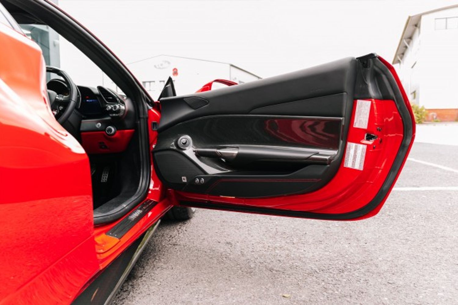 FERRARI 488 GTB COUPE 3.9 GTB 2DR SEMI AUTOMATIC