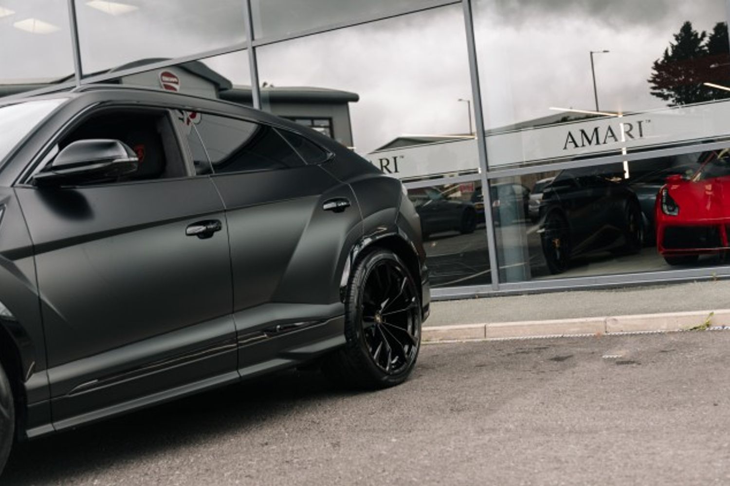 LAMBORGHINI URUS ESTATE 4.0 V8 5DR AUTOMATIC