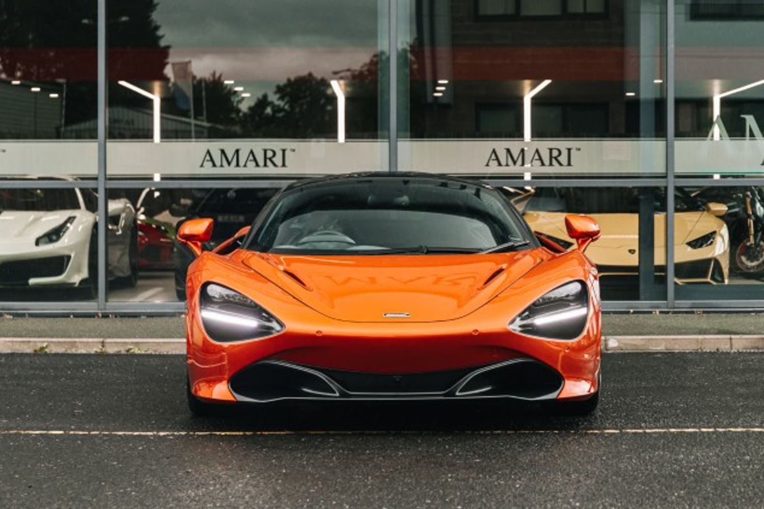 MCLAREN 720 COUPE 4.0 V8 SSG 2DR SEMI AUTOMATIC