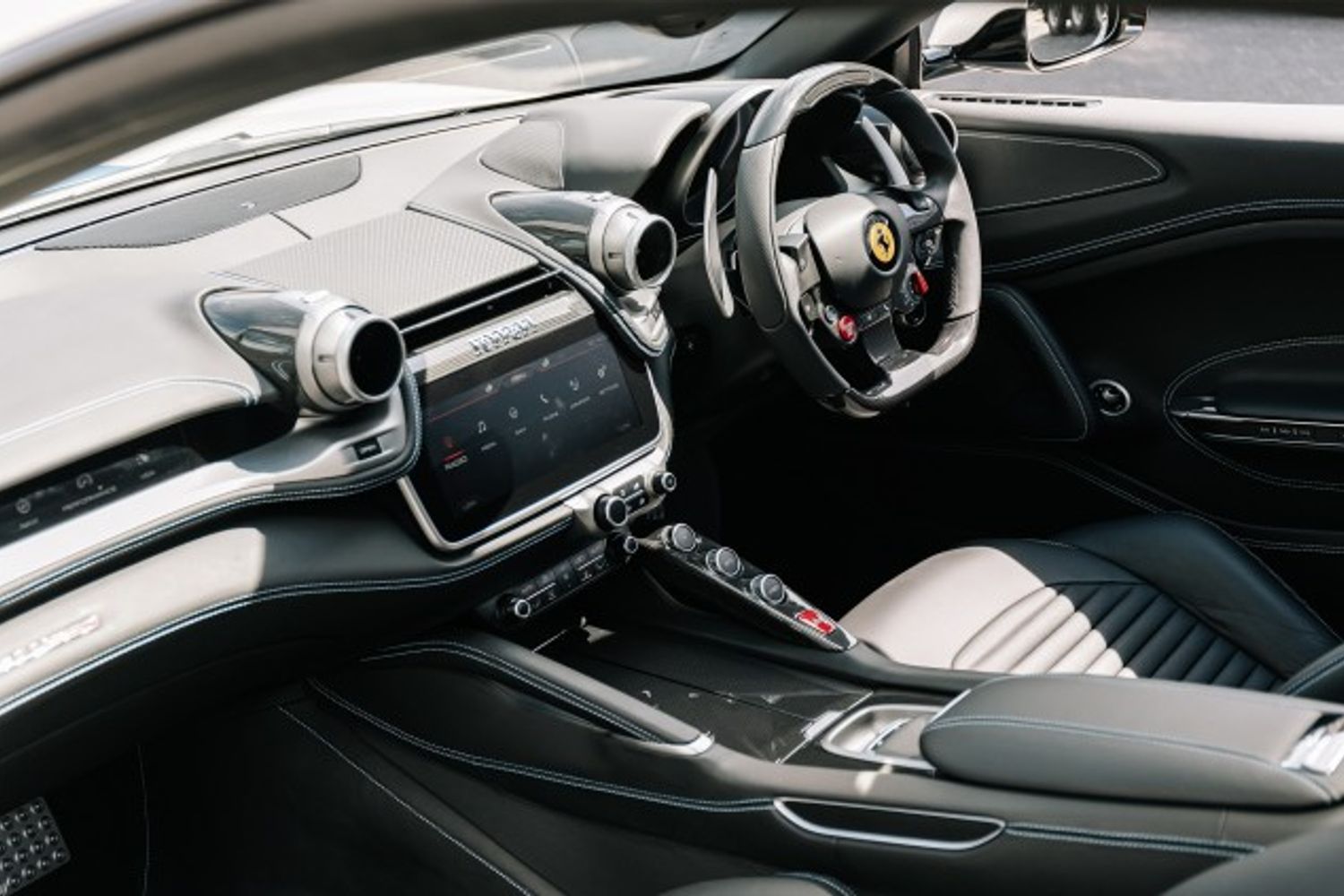 FERRARI GTC4 LUSSO HATCHBACK 6.3 V12 3DR SEMI AUTOMATIC