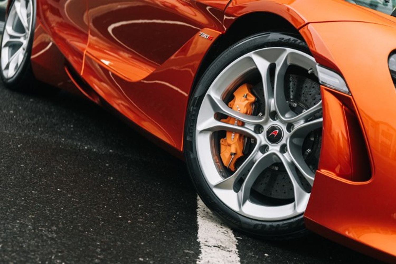 MCLAREN 720 COUPE 4.0 V8 SSG 2DR SEMI AUTOMATIC