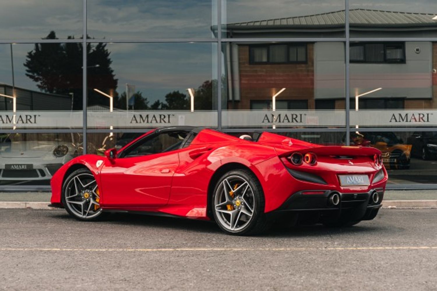 FERRARI F8 SPIDER CONVERTIBLE 3.9 SPIDER 2DR SEMI AUTOMATIC