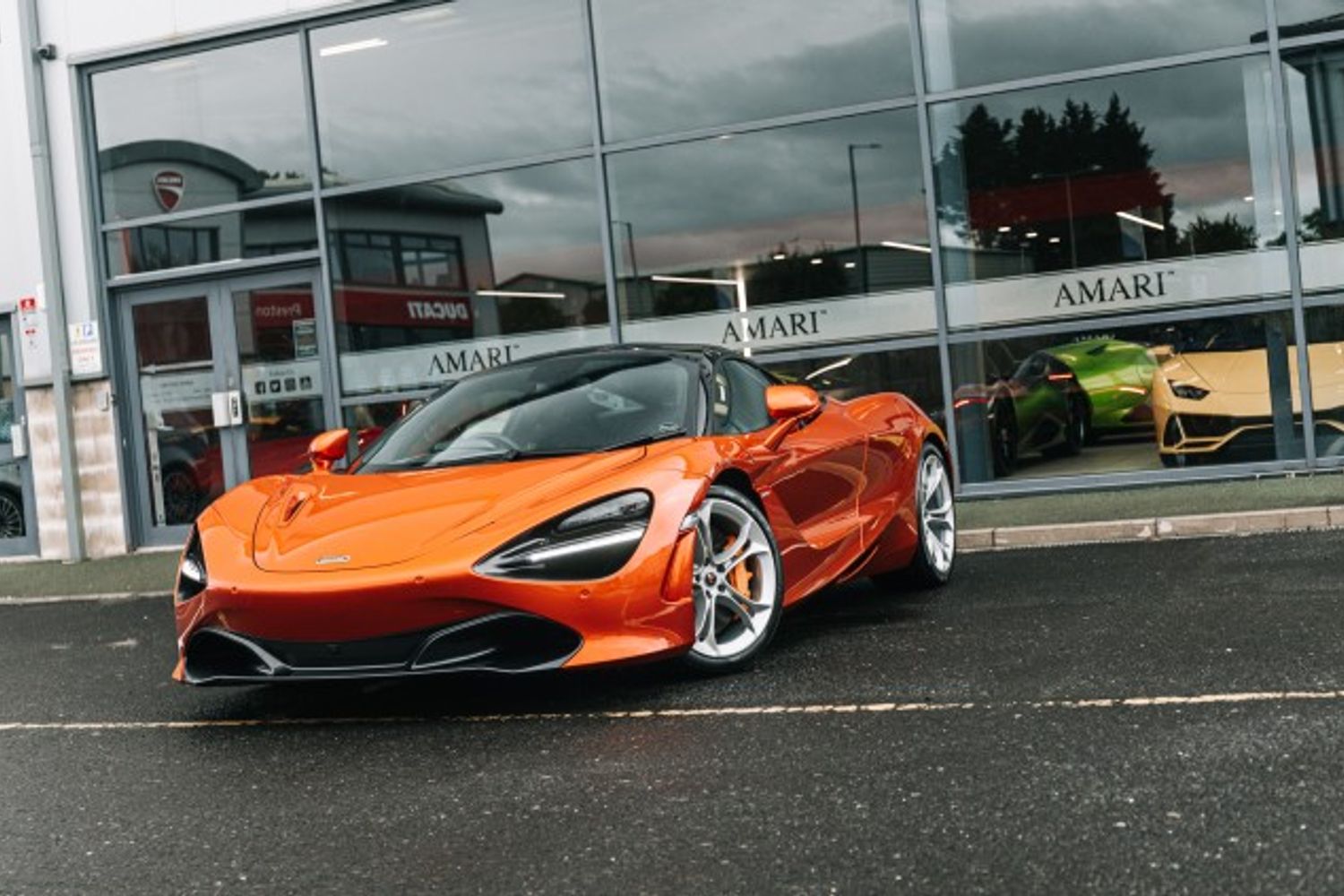 MCLAREN 720 COUPE 4.0 V8 SSG 2DR SEMI AUTOMATIC