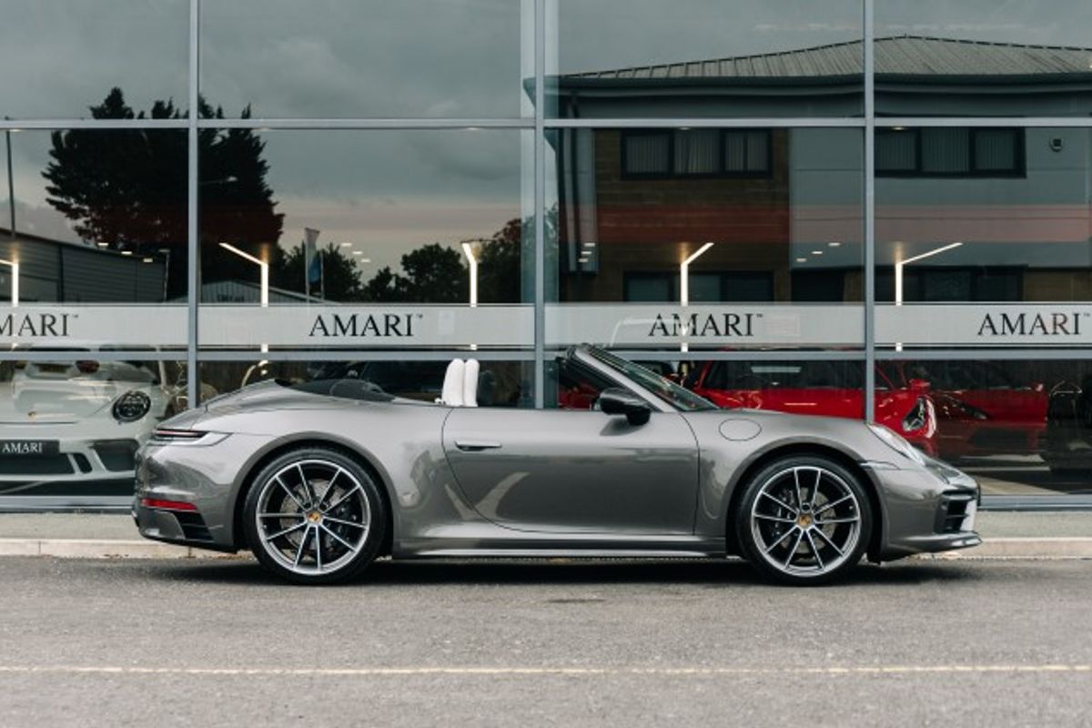 PORSCHE 911 CONVERTIBLE 3.0 CARRERA 4 PDK 2DR AUTOMATIC