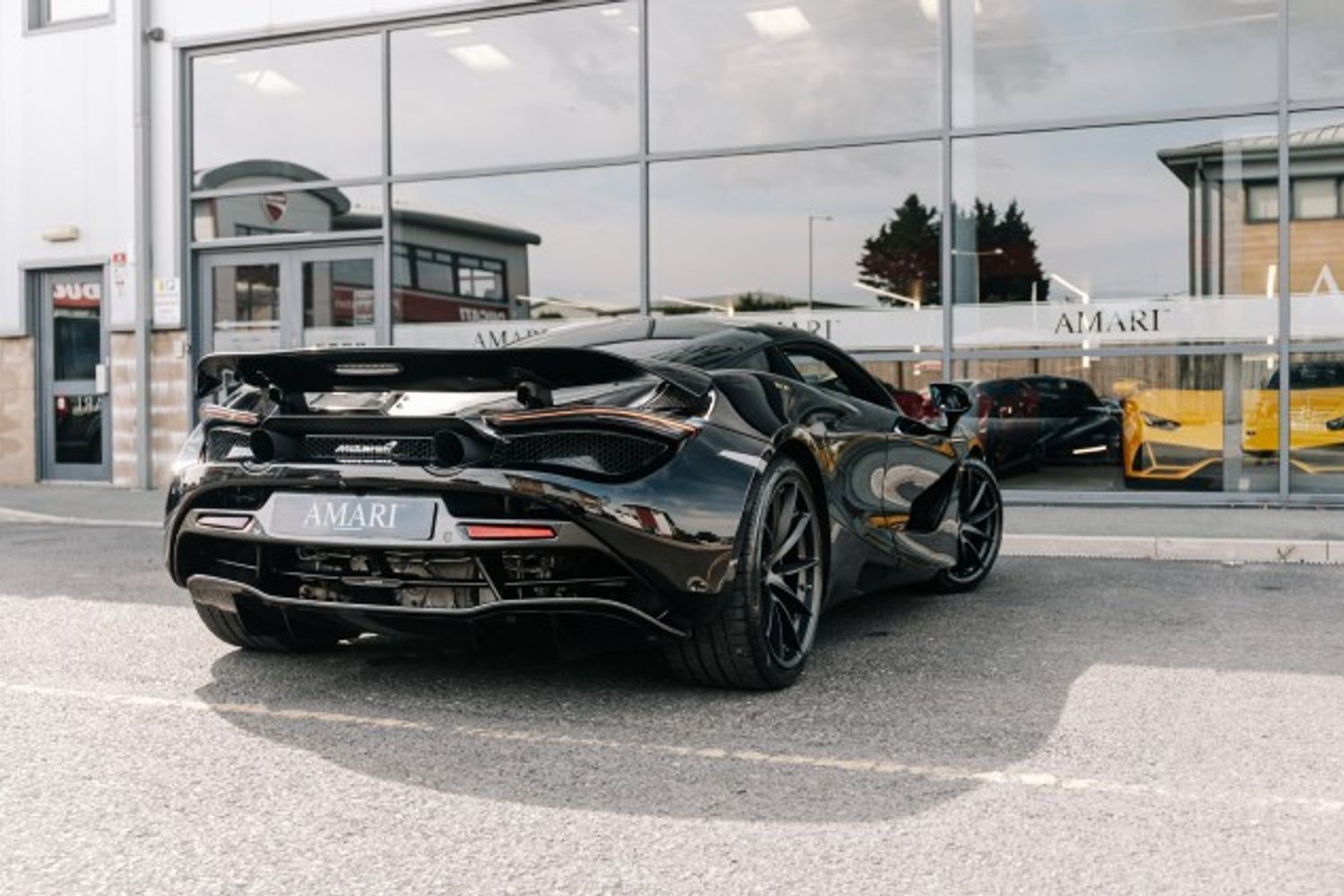 MCLAREN 720S V8 SSG COUPE 4.0 V8 SSG 2DR SEMI AUTOMATIC