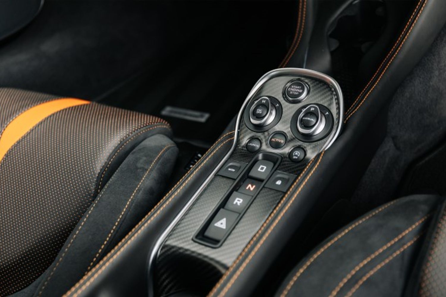 MCLAREN 570 COUPE 3.8 V8 SSG 2DR SEMI AUTOMATIC