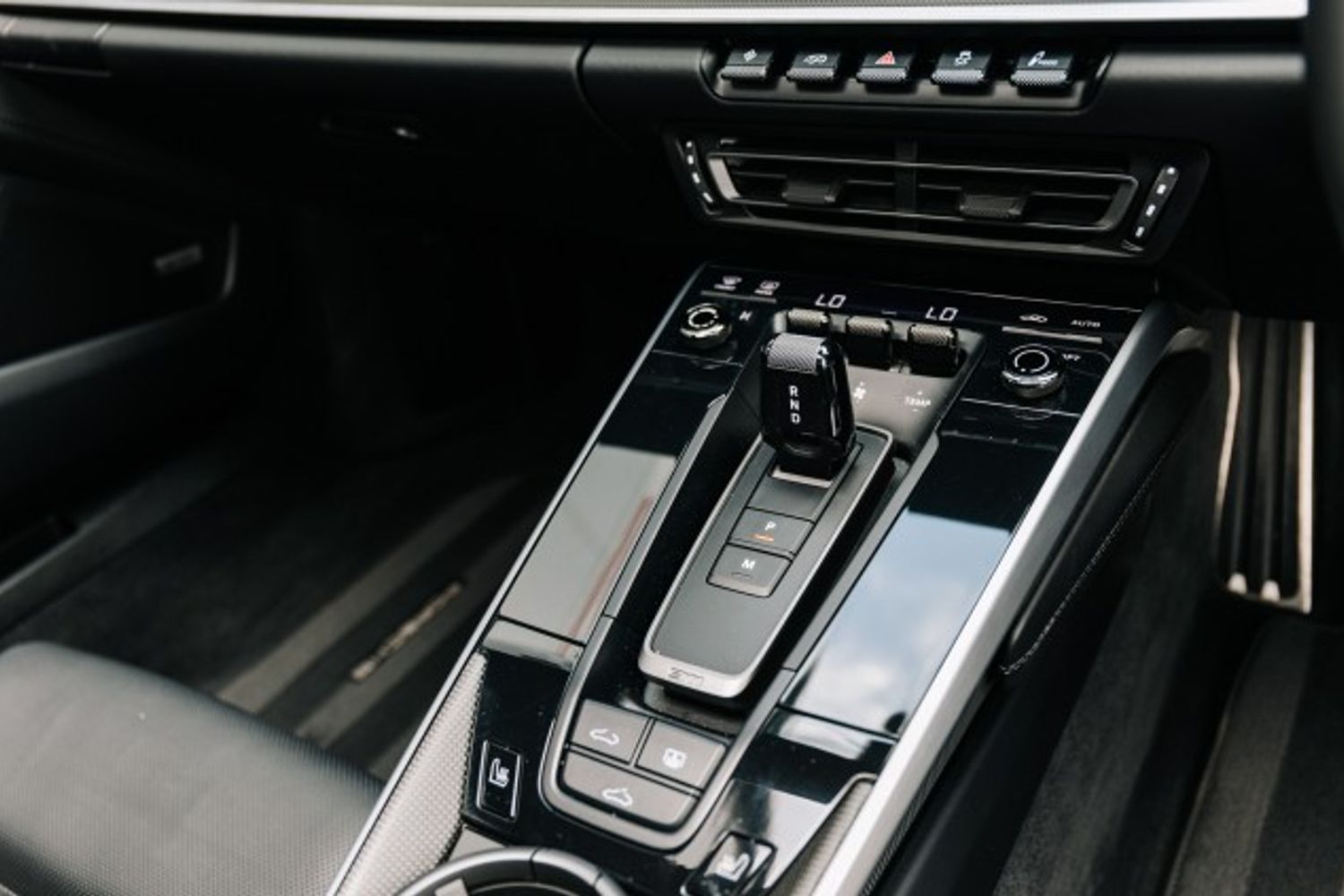 PORSCHE 911 COUPE 3.7 TURBO S PDK 2DR SEMI AUTOMATIC