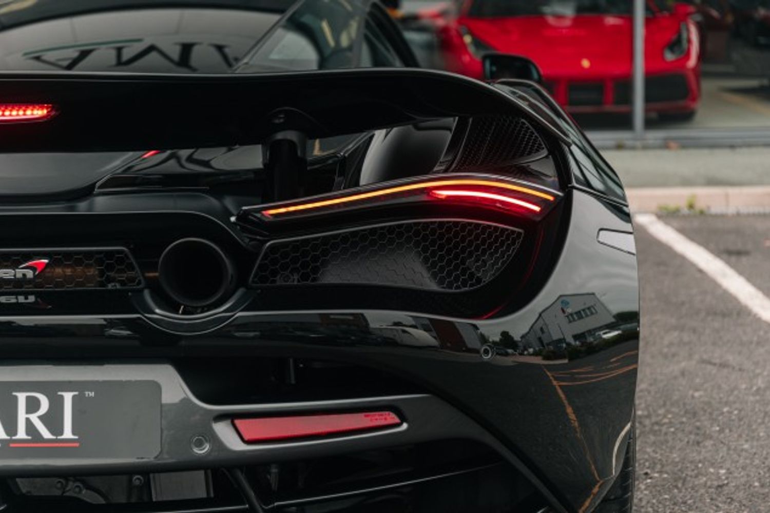 MCLAREN 720 COUPE 4.0 V8 SSG 2DR SEMI AUTOMATIC