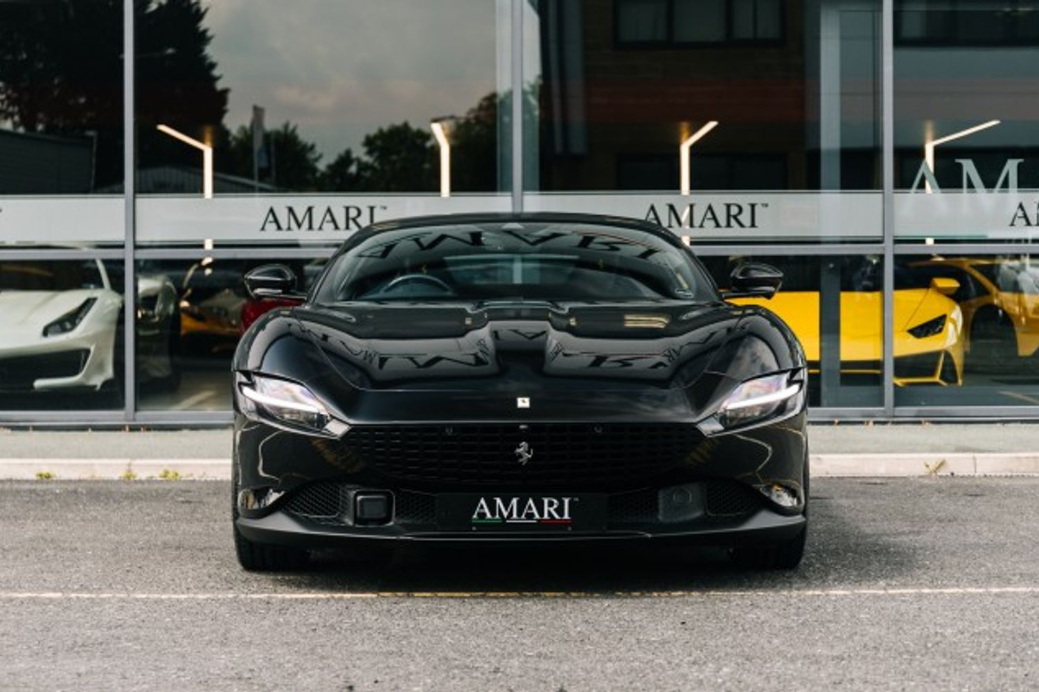 FERRARI ROMA BASE COUPE 3.9 BASE 2DR SEMI AUTOMATIC
