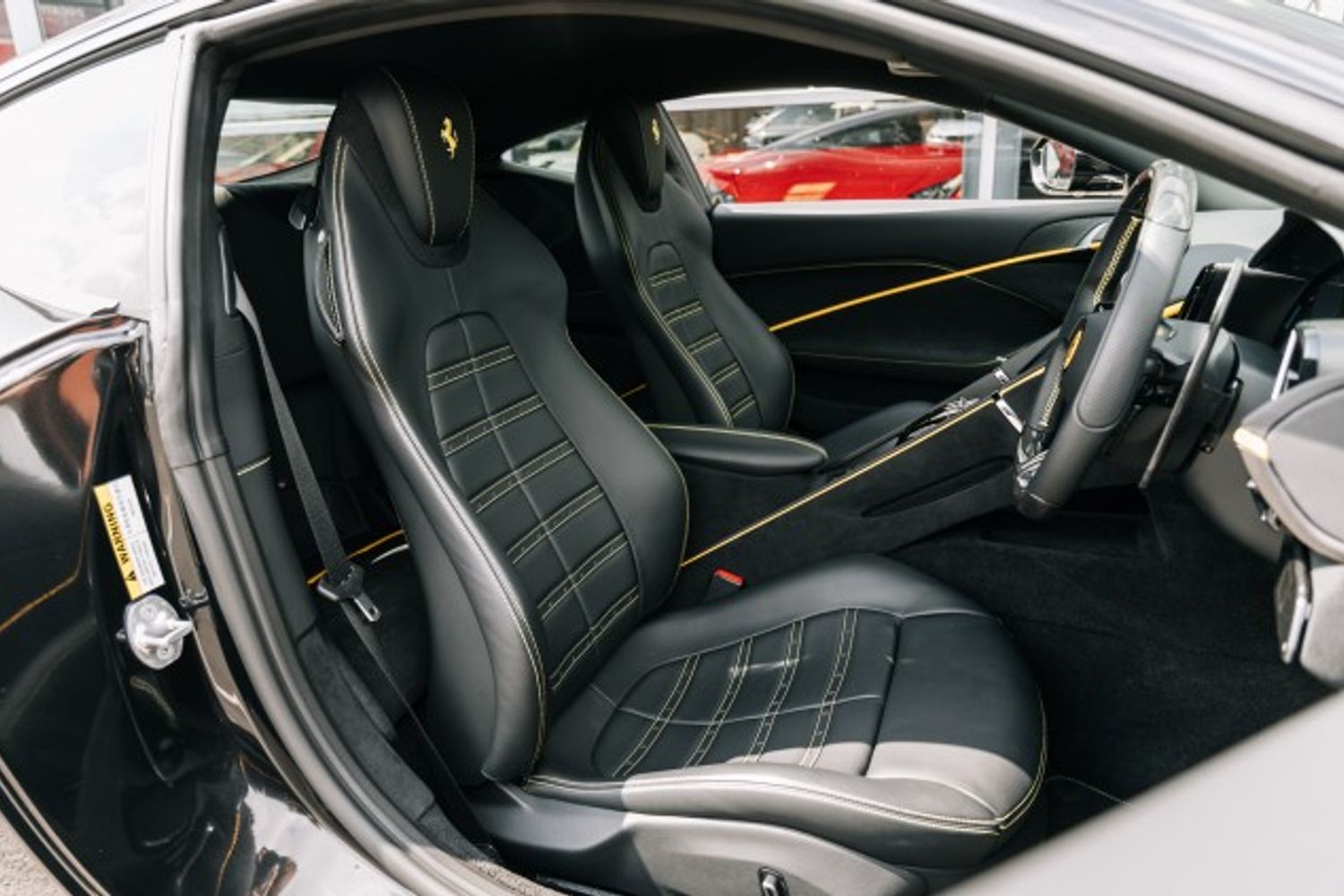 FERRARI ROMA BASE COUPE 3.9 BASE 2DR SEMI AUTOMATIC