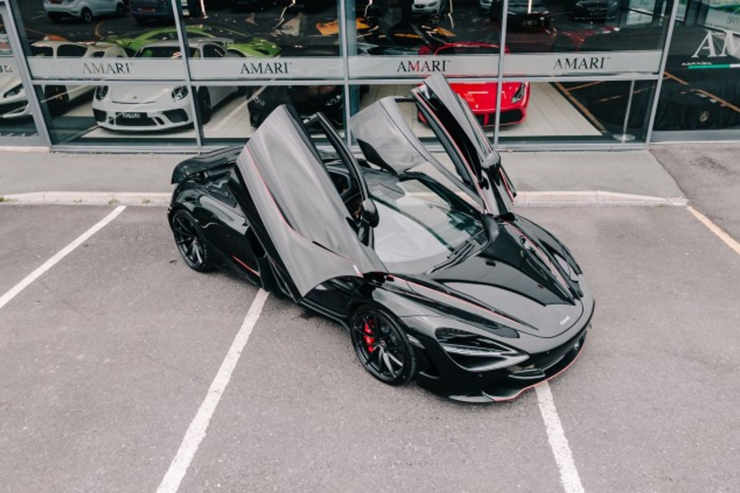 MCLAREN 720 COUPE 4.0 V8 SSG 2DR SEMI AUTOMATIC