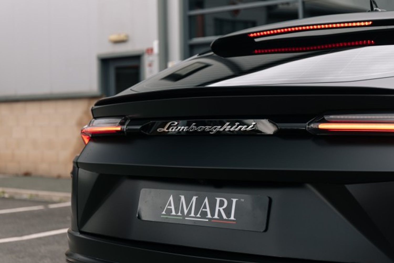 LAMBORGHINI URUS ESTATE 4.0 V8 5DR AUTOMATIC