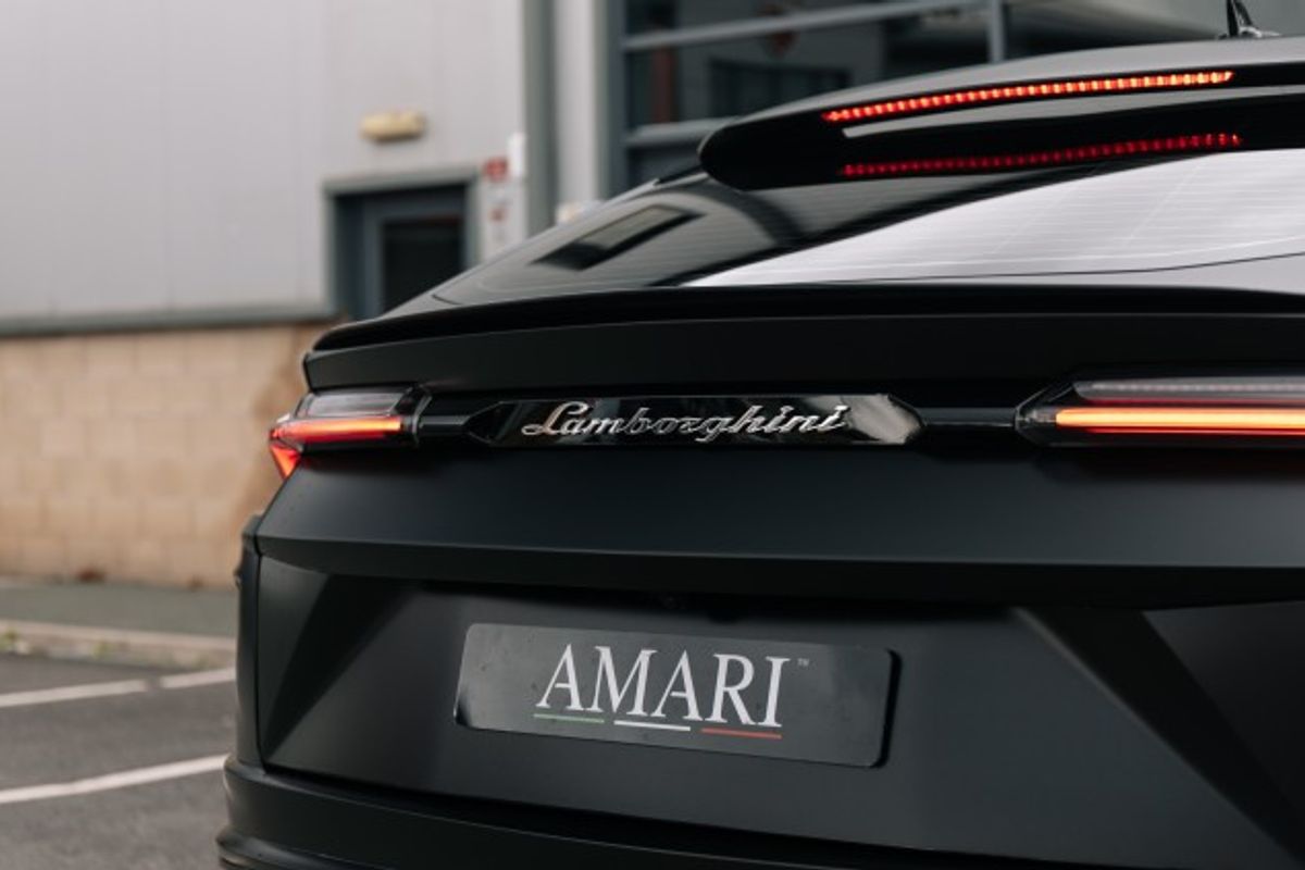 LAMBORGHINI URUS ESTATE 4.0 V8 5DR AUTOMATIC
