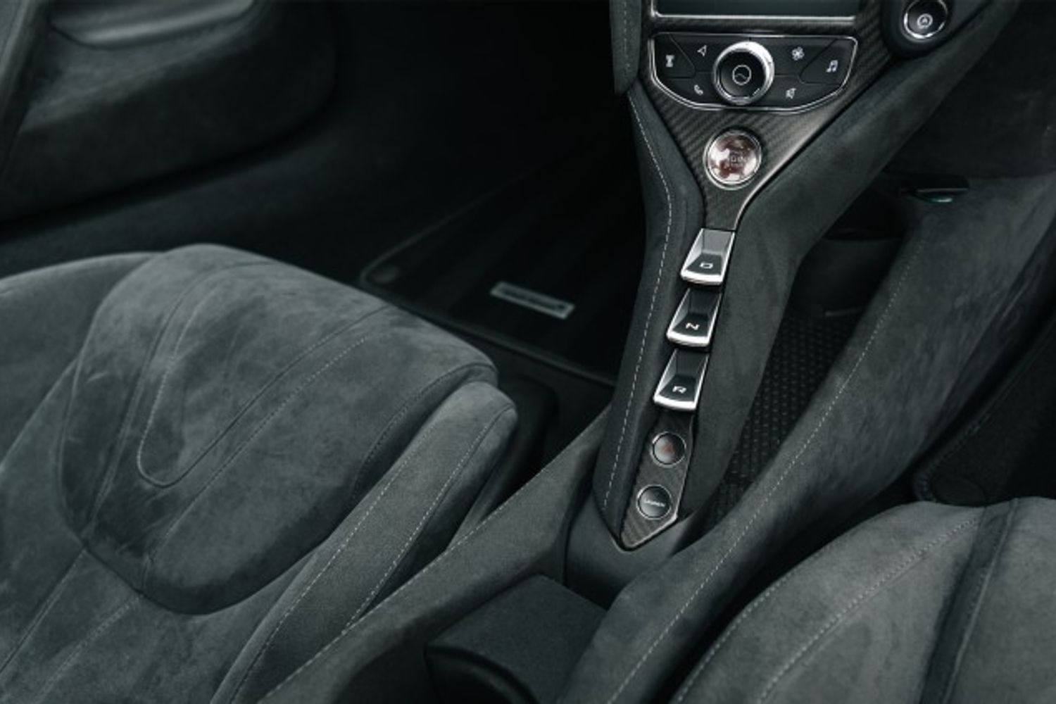MCLAREN 720 COUPE 4.0 V8 SSG 2DR SEMI AUTOMATIC