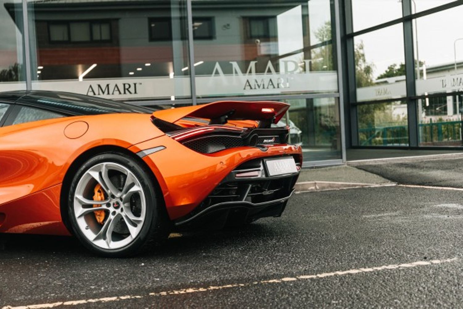 MCLAREN 720 COUPE 4.0 V8 SSG 2DR SEMI AUTOMATIC