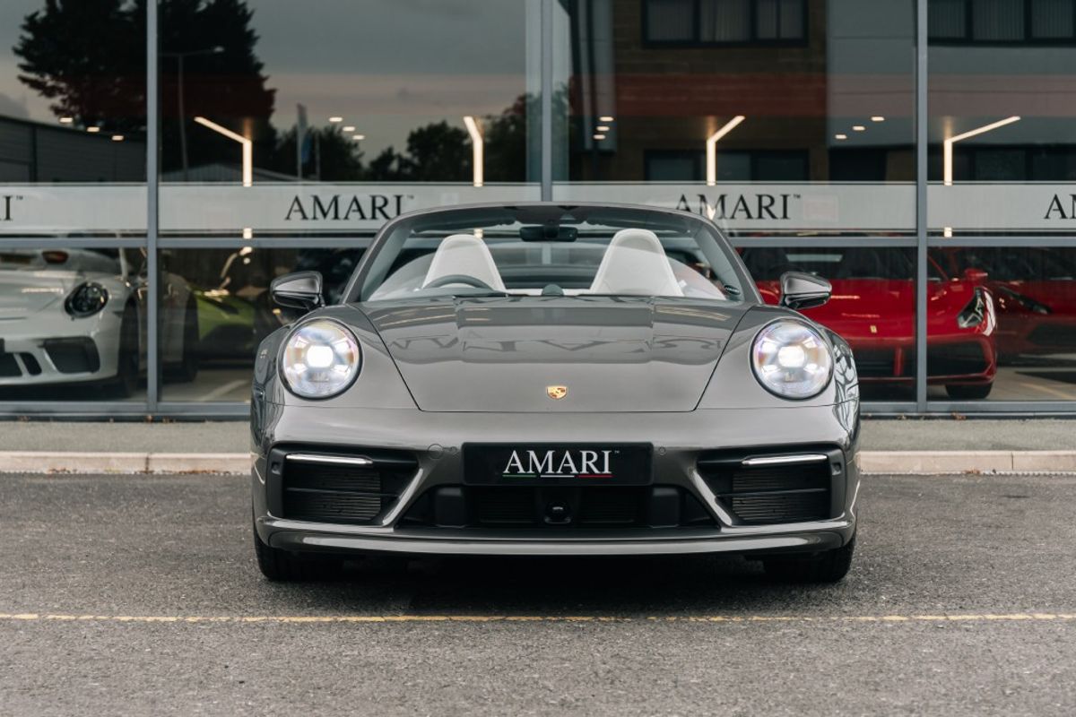 PORSCHE 911 CONVERTIBLE 3.0 CARRERA 4 PDK 2DR AUTOMATIC