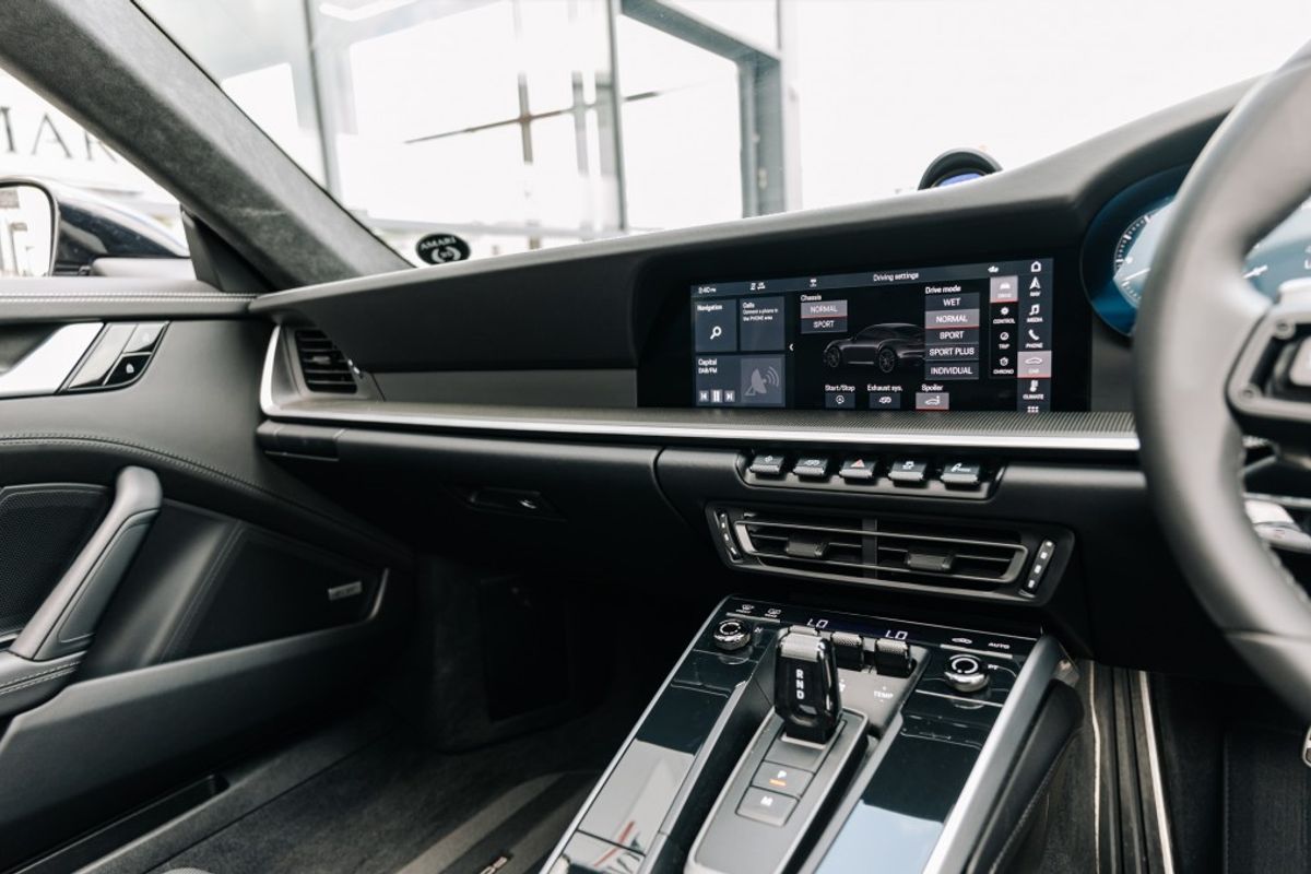 PORSCHE 911 COUPE 3.7 TURBO S PDK 2DR SEMI AUTOMATIC