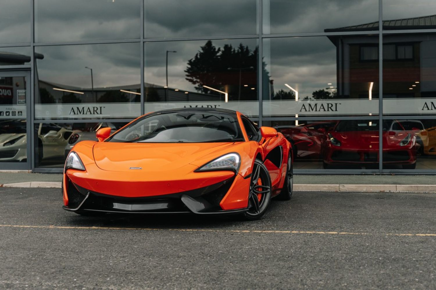 MCLAREN 570 COUPE 3.8 V8 SSG 2DR SEMI AUTOMATIC