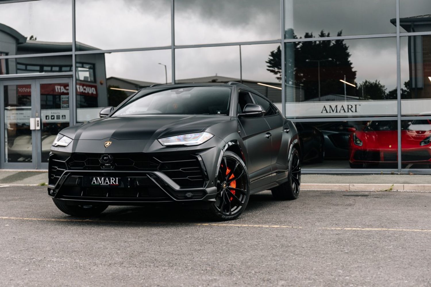 LAMBORGHINI URUS ESTATE 4.0 V8 5DR AUTOMATIC
