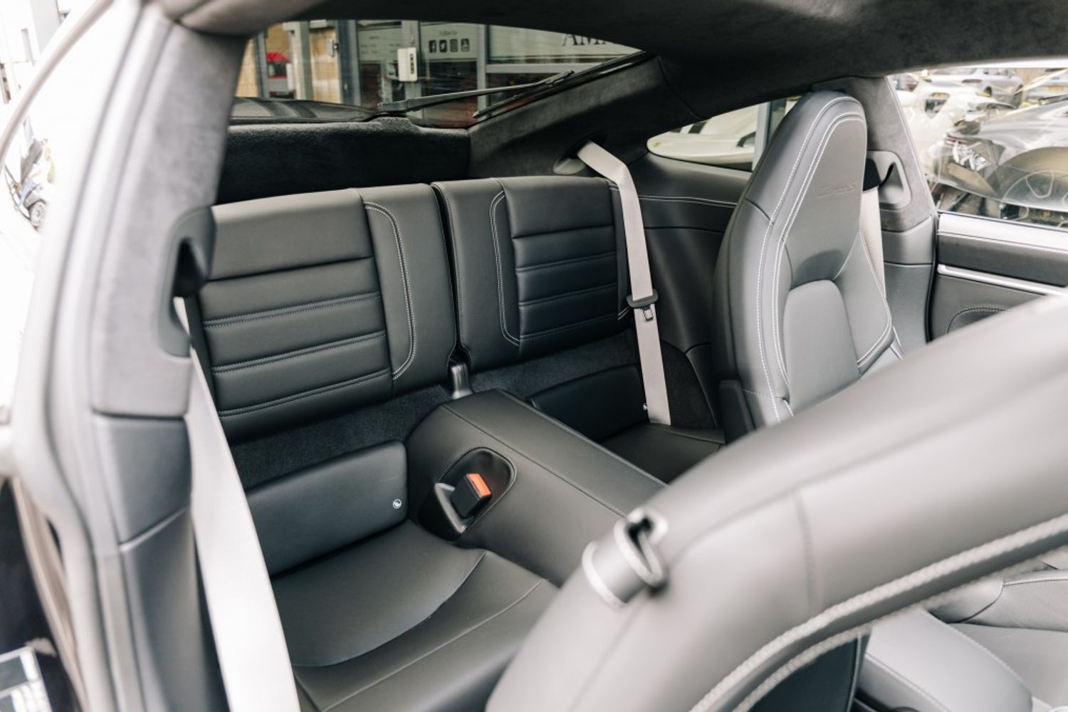 PORSCHE 911 COUPE 3.7 TURBO S PDK 2DR SEMI AUTOMATIC