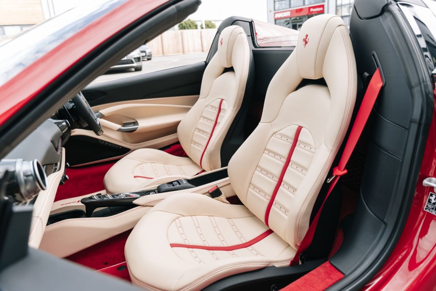 FERRARI F8 SPIDER CONVERTIBLE 3.9 SPIDER 2DR SEMI AUTOMATIC