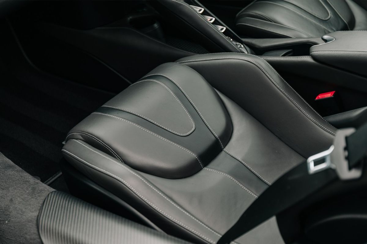 MCLAREN 720 COUPE 4.0 V8 SSG 2DR SEMI AUTOMATIC