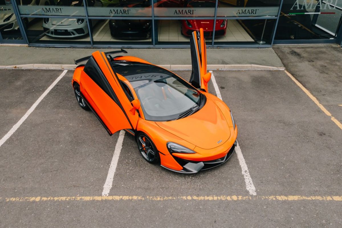 MCLAREN 570 COUPE 3.8 V8 SSG 2DR SEMI AUTOMATIC
