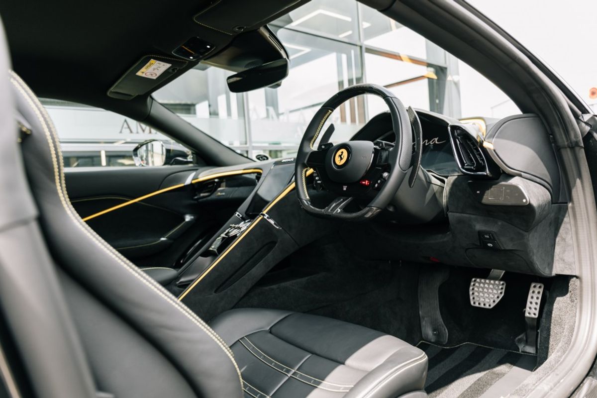 FERRARI ROMA BASE COUPE 3.9 BASE 2DR SEMI AUTOMATIC