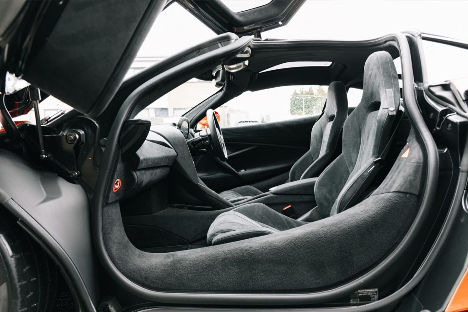 MCLAREN 720 COUPE 4.0 V8 SSG 2DR SEMI AUTOMATIC