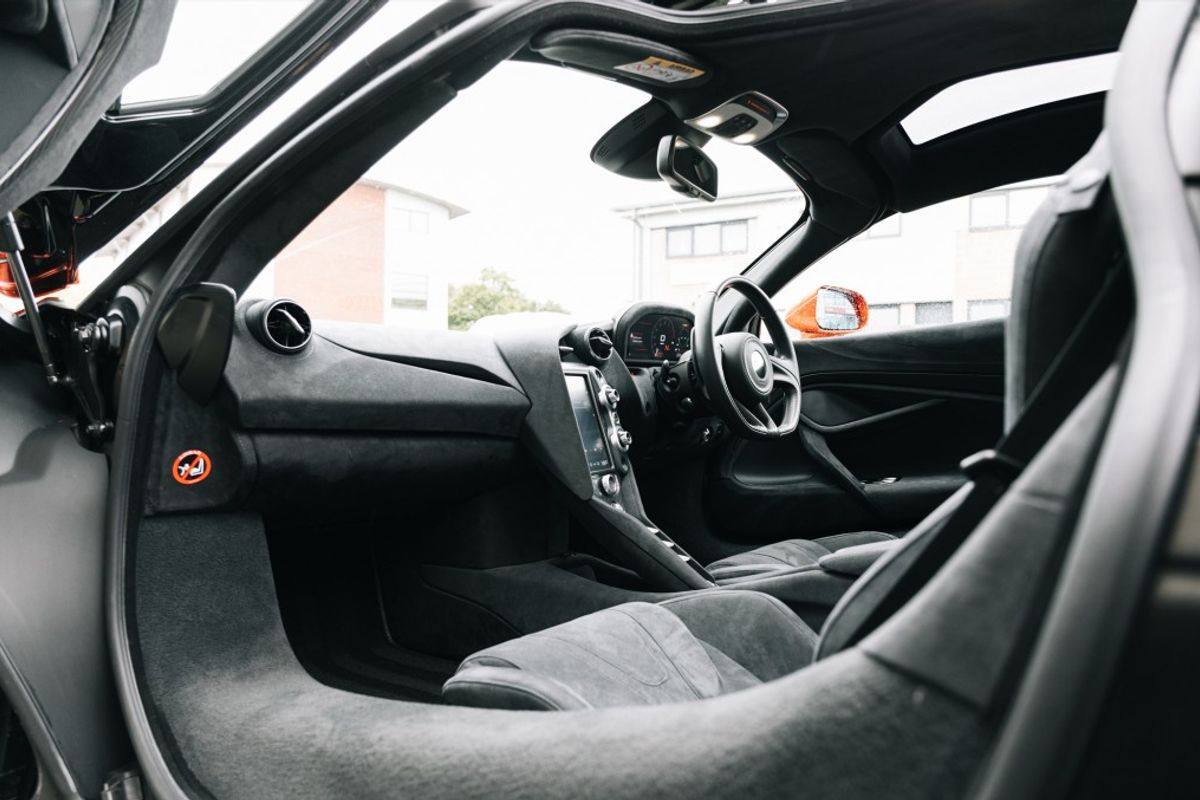 MCLAREN 720 COUPE 4.0 V8 SSG 2DR SEMI AUTOMATIC