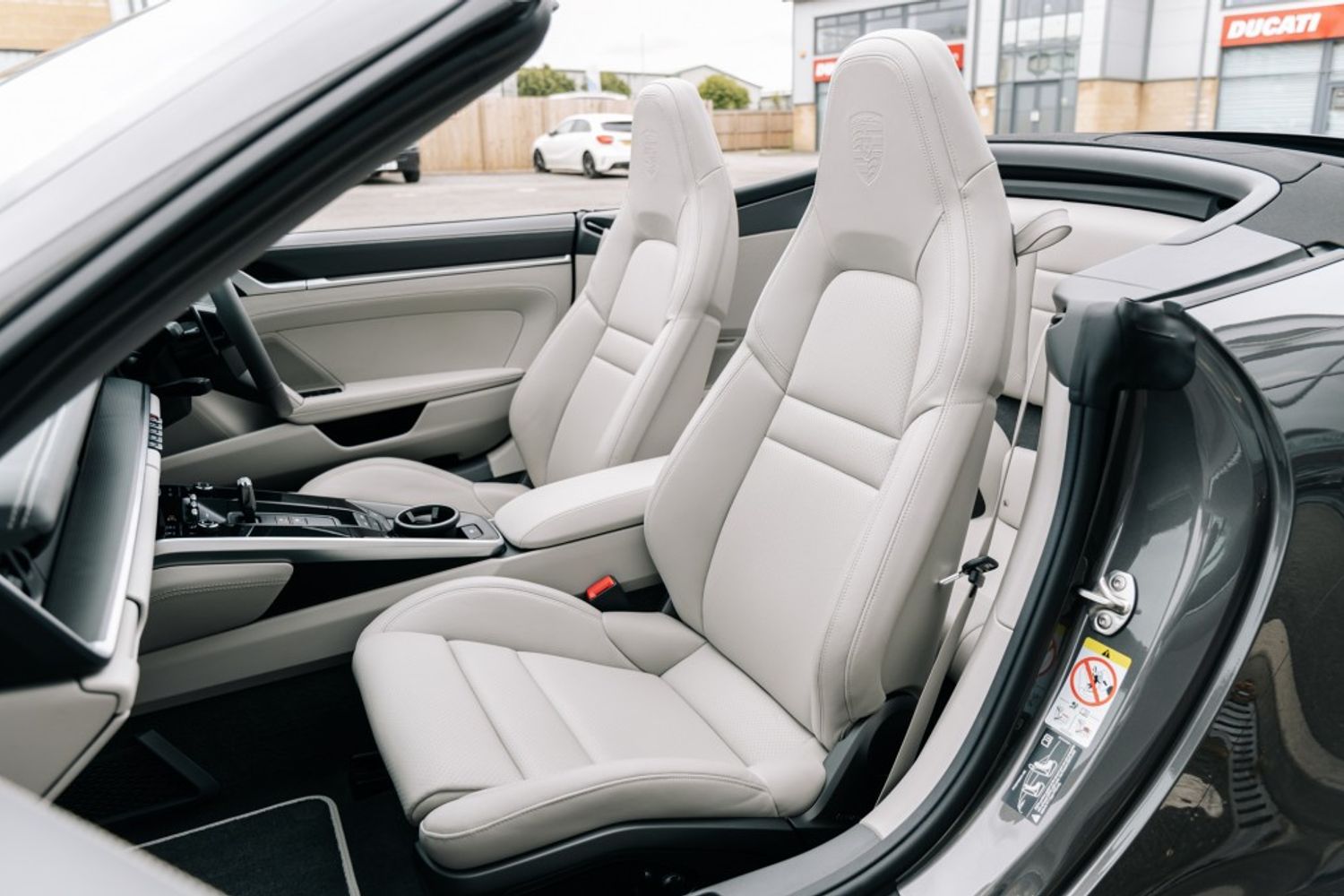 PORSCHE 911 CONVERTIBLE 3.0 CARRERA 4 PDK 2DR AUTOMATIC