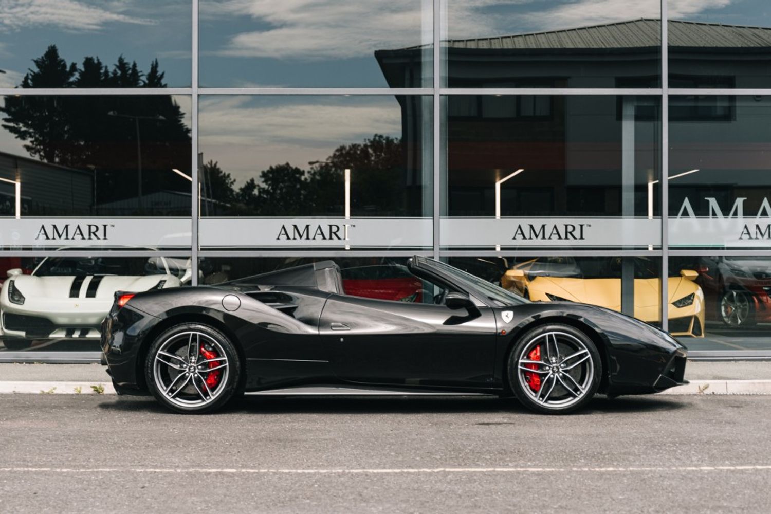 FERRARI 488 CONVERTIBLE 3.9 SPIDER 2DR SEMI AUTOMATIC