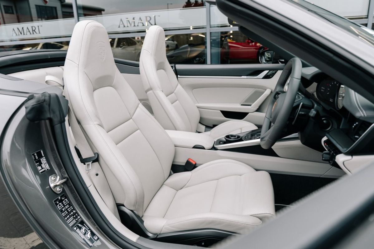 PORSCHE 911 CONVERTIBLE 3.0 CARRERA 4 PDK 2DR AUTOMATIC