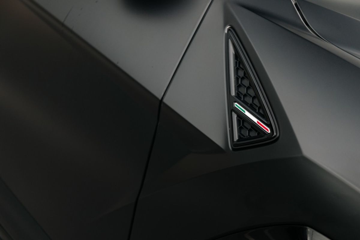 LAMBORGHINI URUS ESTATE 4.0 V8 5DR AUTOMATIC