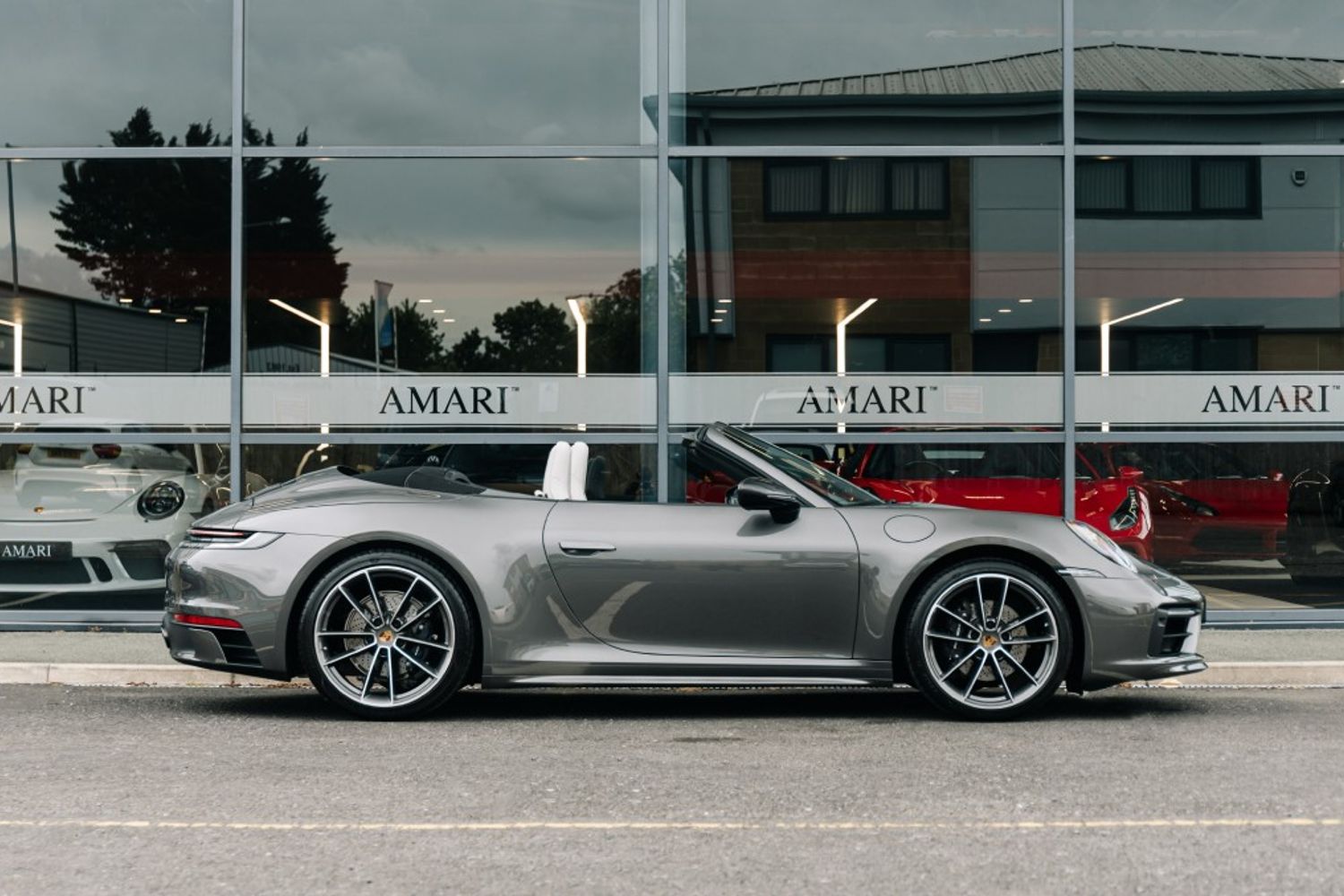 PORSCHE 911 CONVERTIBLE 3.0 CARRERA 4 PDK 2DR AUTOMATIC