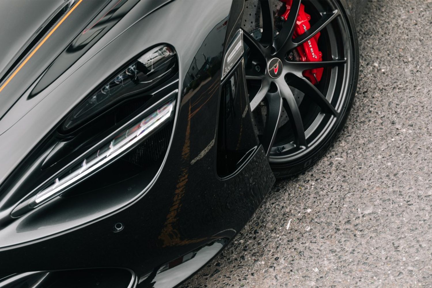 MCLAREN 720 COUPE 4.0 V8 SSG 2DR SEMI AUTOMATIC