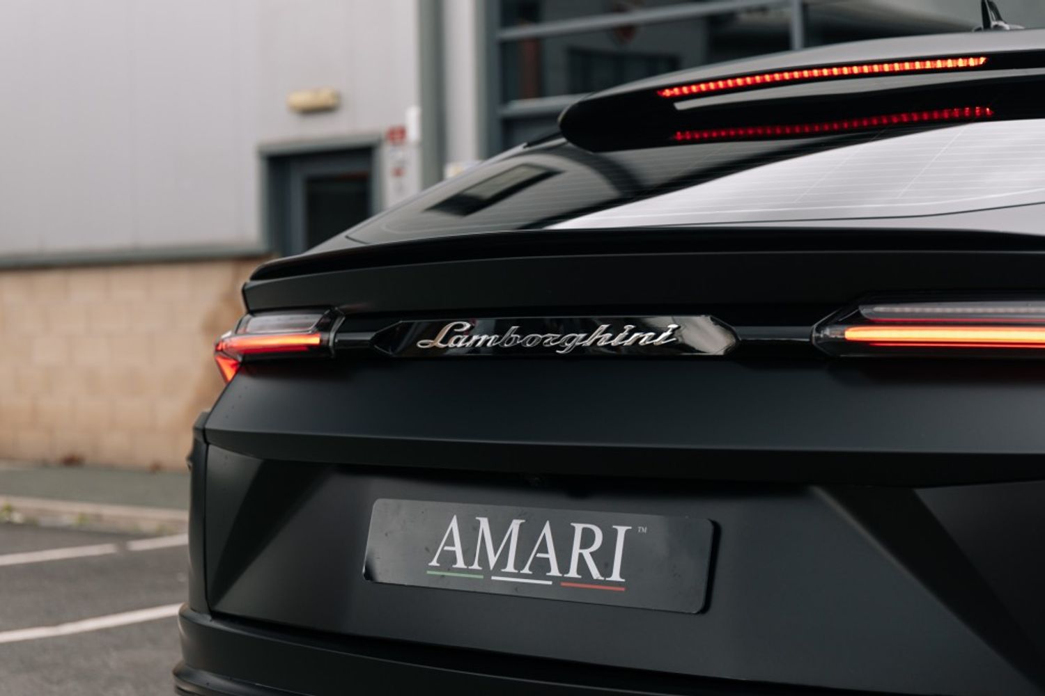 LAMBORGHINI URUS ESTATE 4.0 V8 5DR AUTOMATIC