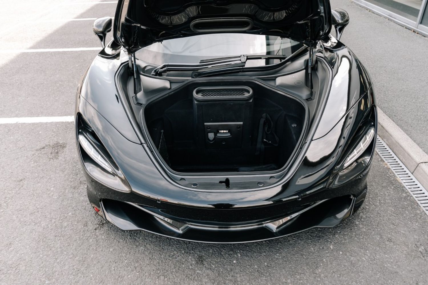 MCLAREN 720S V8 SSG COUPE 4.0 V8 SSG 2DR SEMI AUTOMATIC