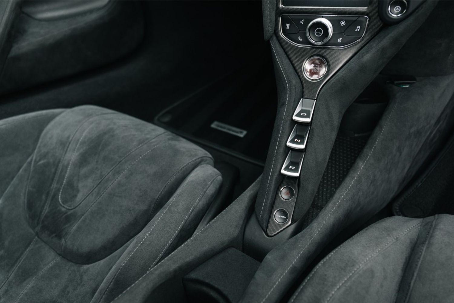 MCLAREN 720 COUPE 4.0 V8 SSG 2DR SEMI AUTOMATIC