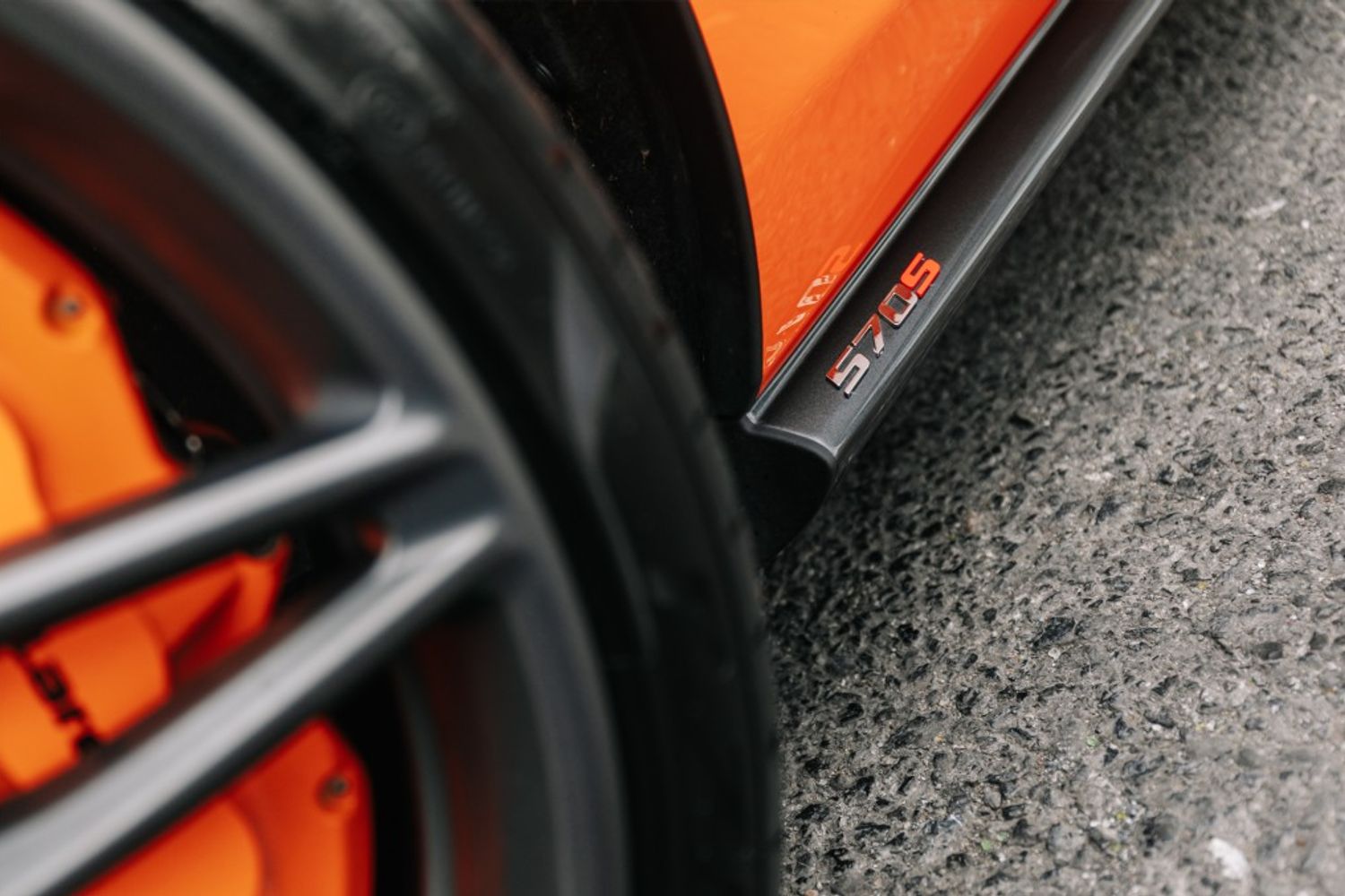 MCLAREN 570 COUPE 3.8 V8 SSG 2DR SEMI AUTOMATIC