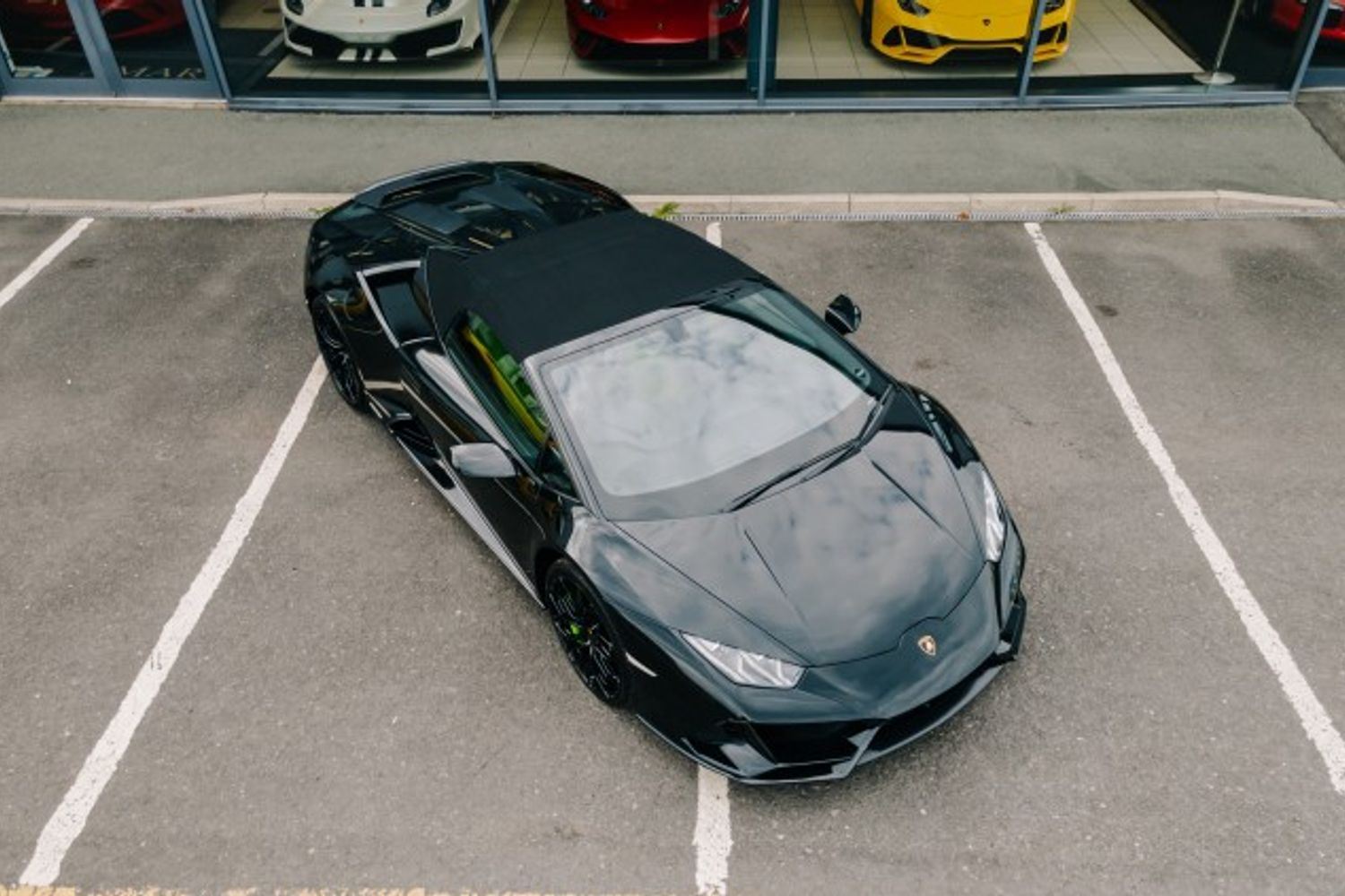 LAMBORGHINI HURACAN CONVERTIBLE 5.2 LP 640-4 EVO SPYDER 2DR SEMI AUTOMATIC