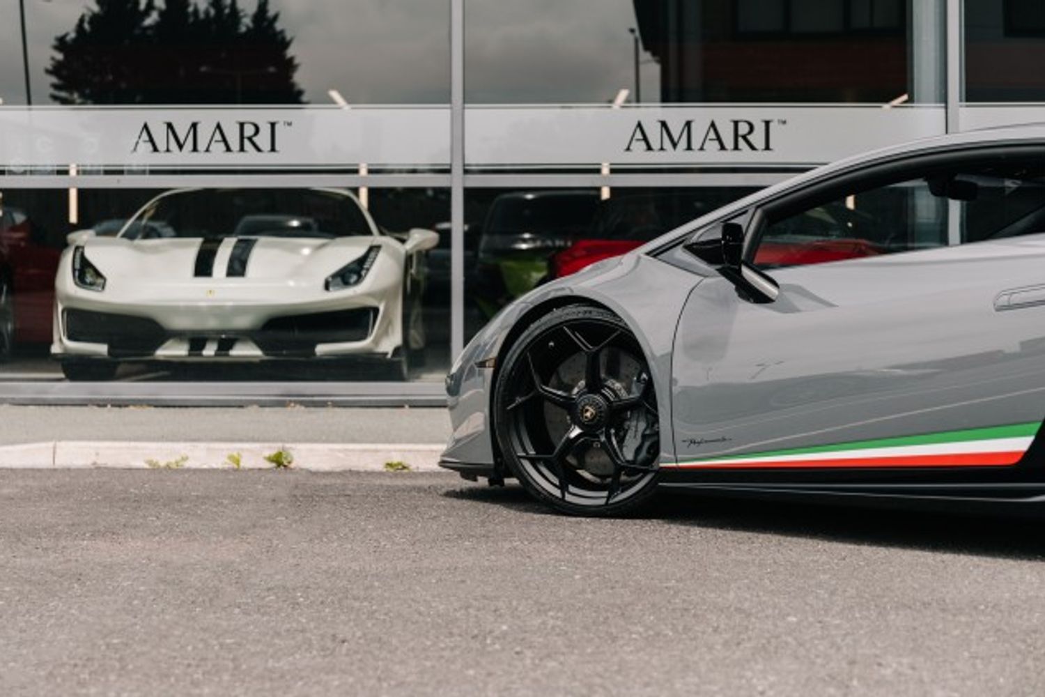 LAMBORGHINI HURACAN COUPE 5.2 LP 640-4 PERFORMANTE 2DR SEMI AUTOMATIC