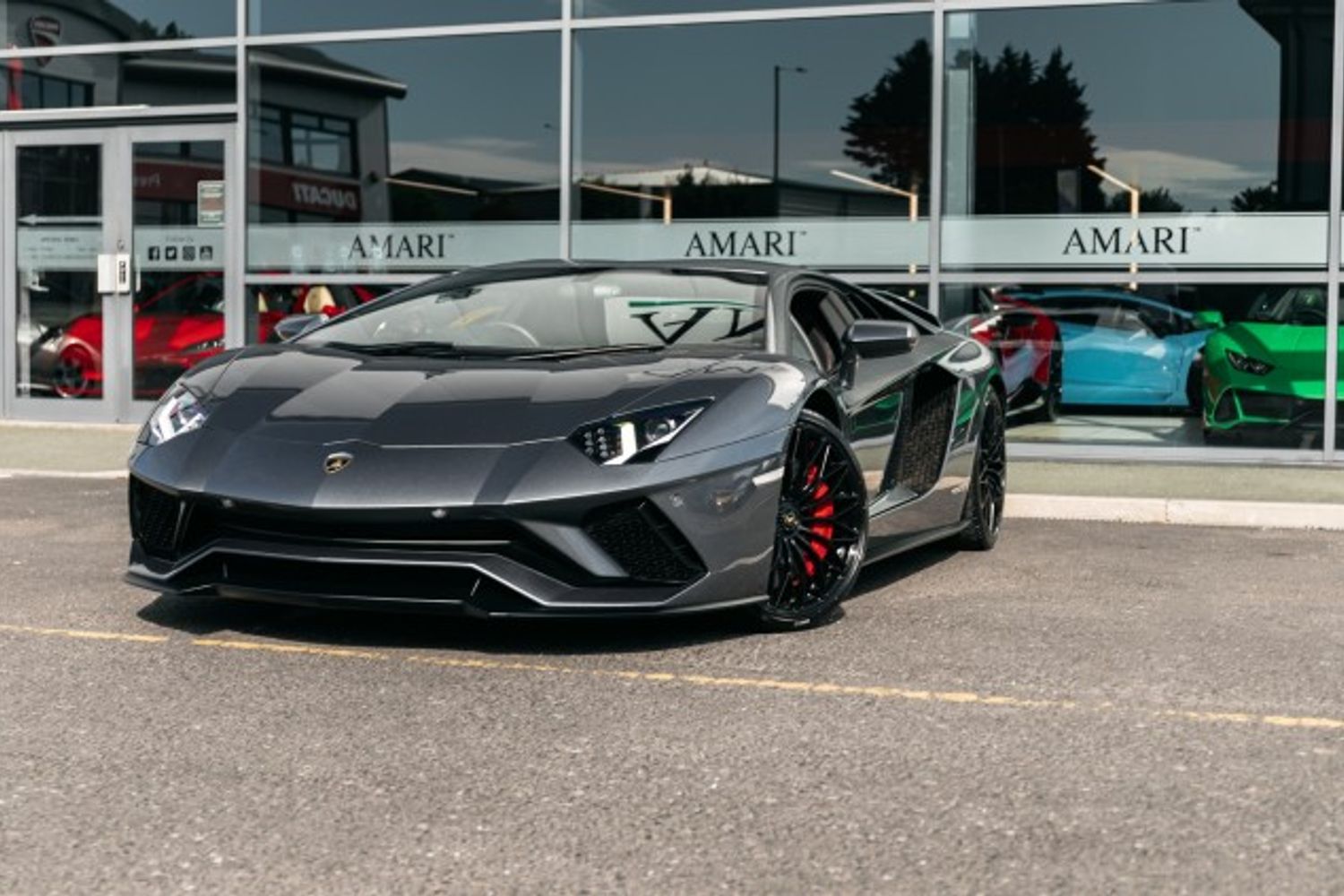 LAMBORGHINI AVENTADOR COUPE 6.5 LP 740-4 S 2DR SEMI AUTOMATIC
