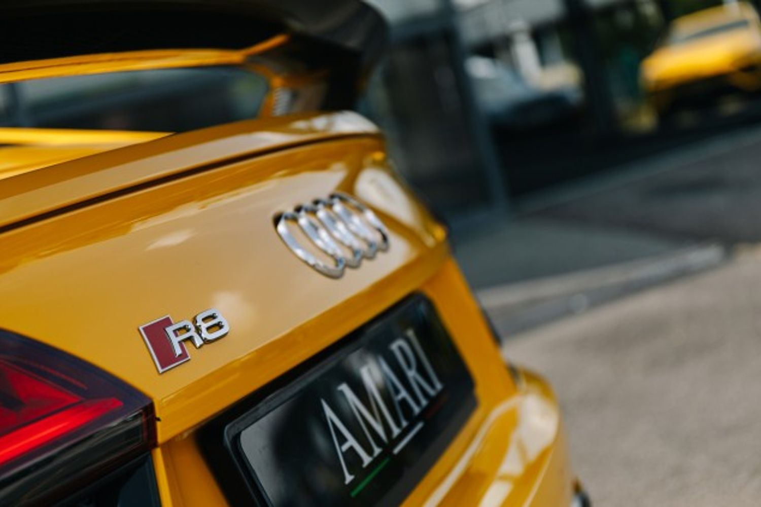 AUDI R8 COUPE 5.2 V10 PLUS QUATTRO 2DR SEMI AUTOMATIC