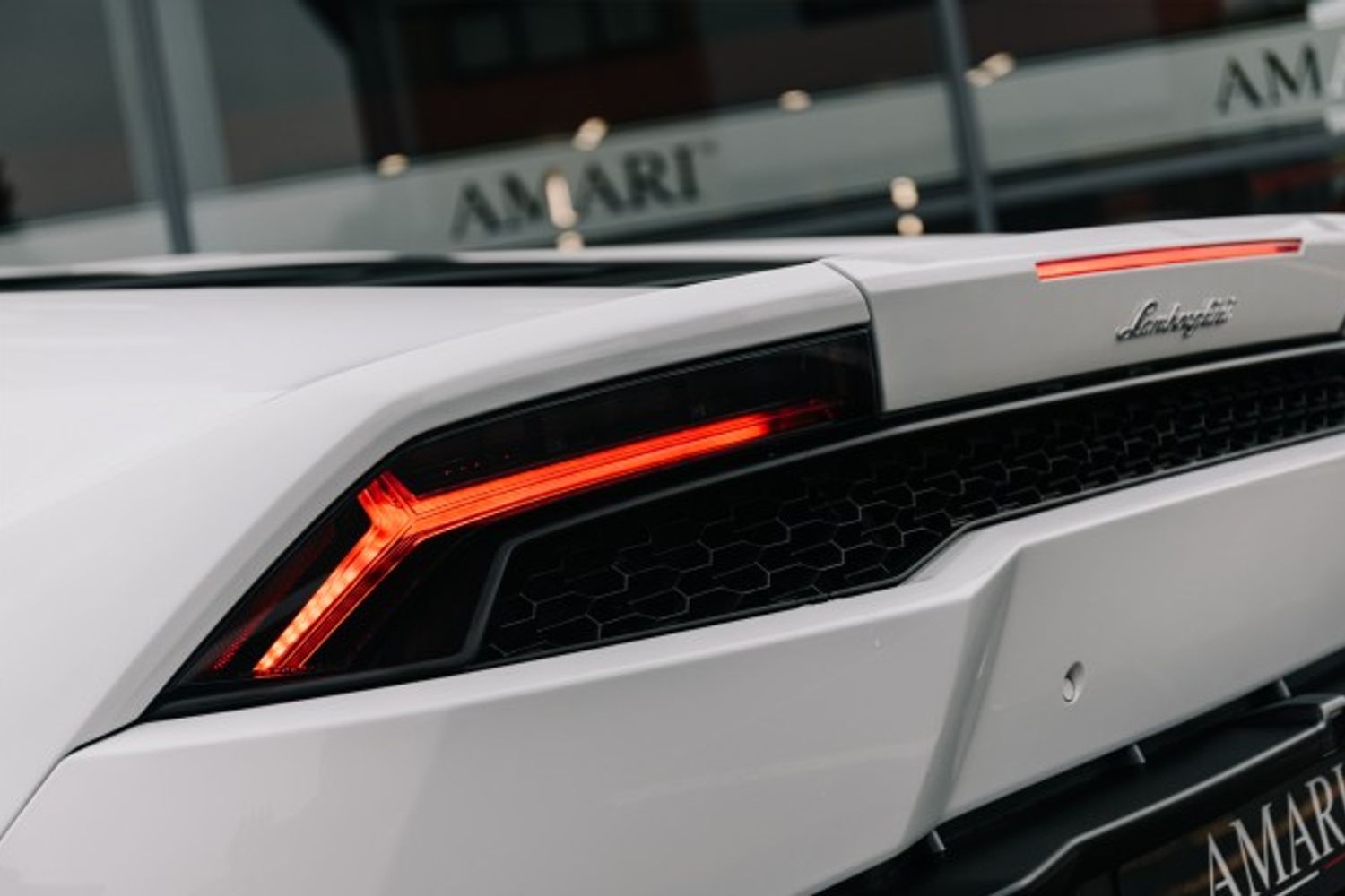 LAMBORGHINI HURACAN COUPE 5.2 LP 610-4 2DR SEMI AUTOMATIC